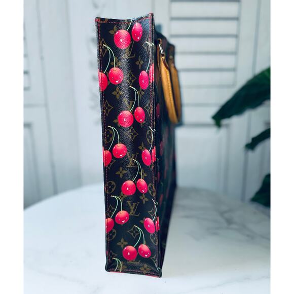 🍒Louis Vuitton Takashi Murakami Cerises Cherries Sac Plat and Round Coin Purse - Picture 4 of 16